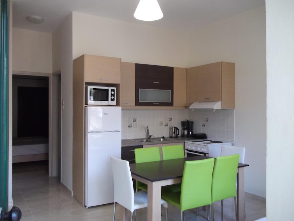 Kritamos Beach Apartments Frangokastello Rum bild