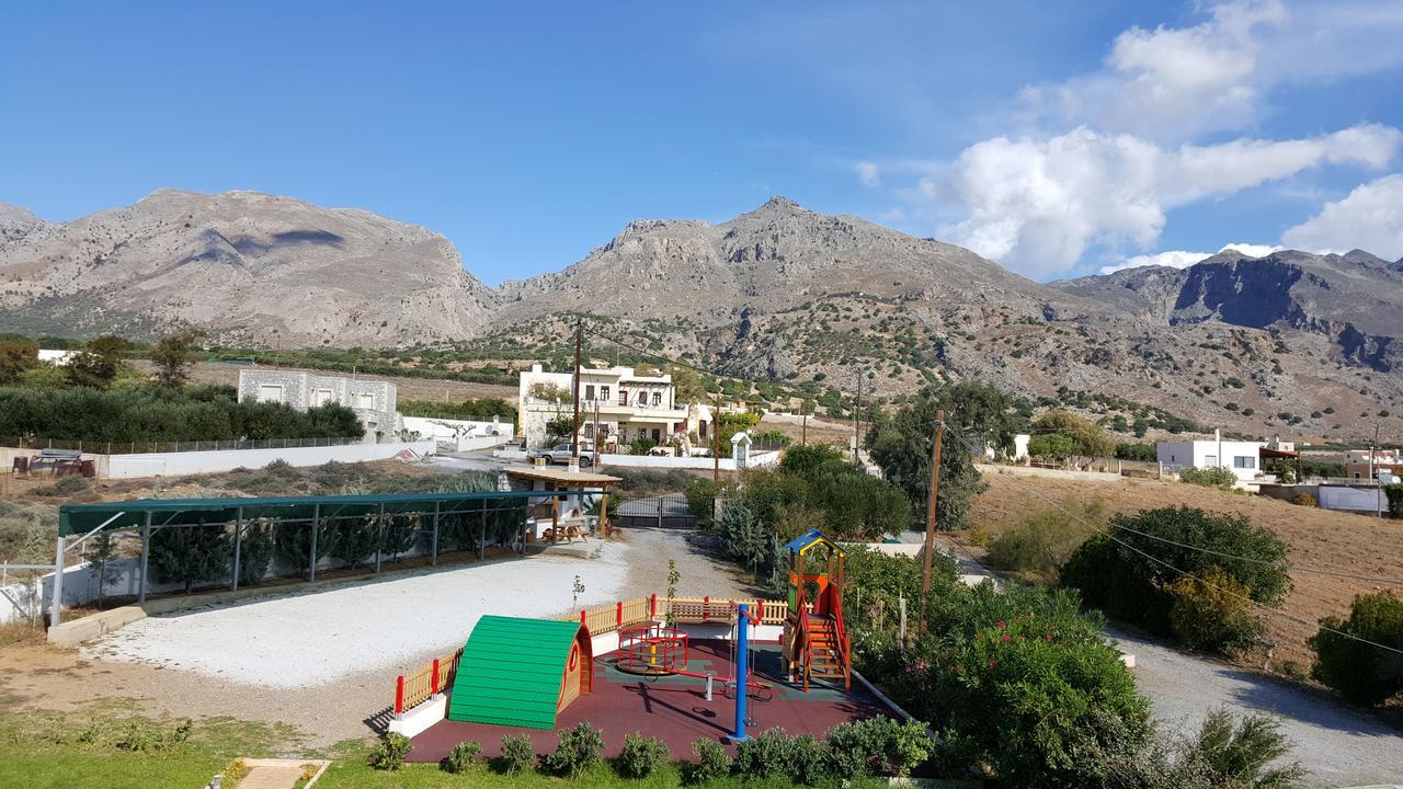 Kritamos Beach Apartments Frangokastello Exteriör bild